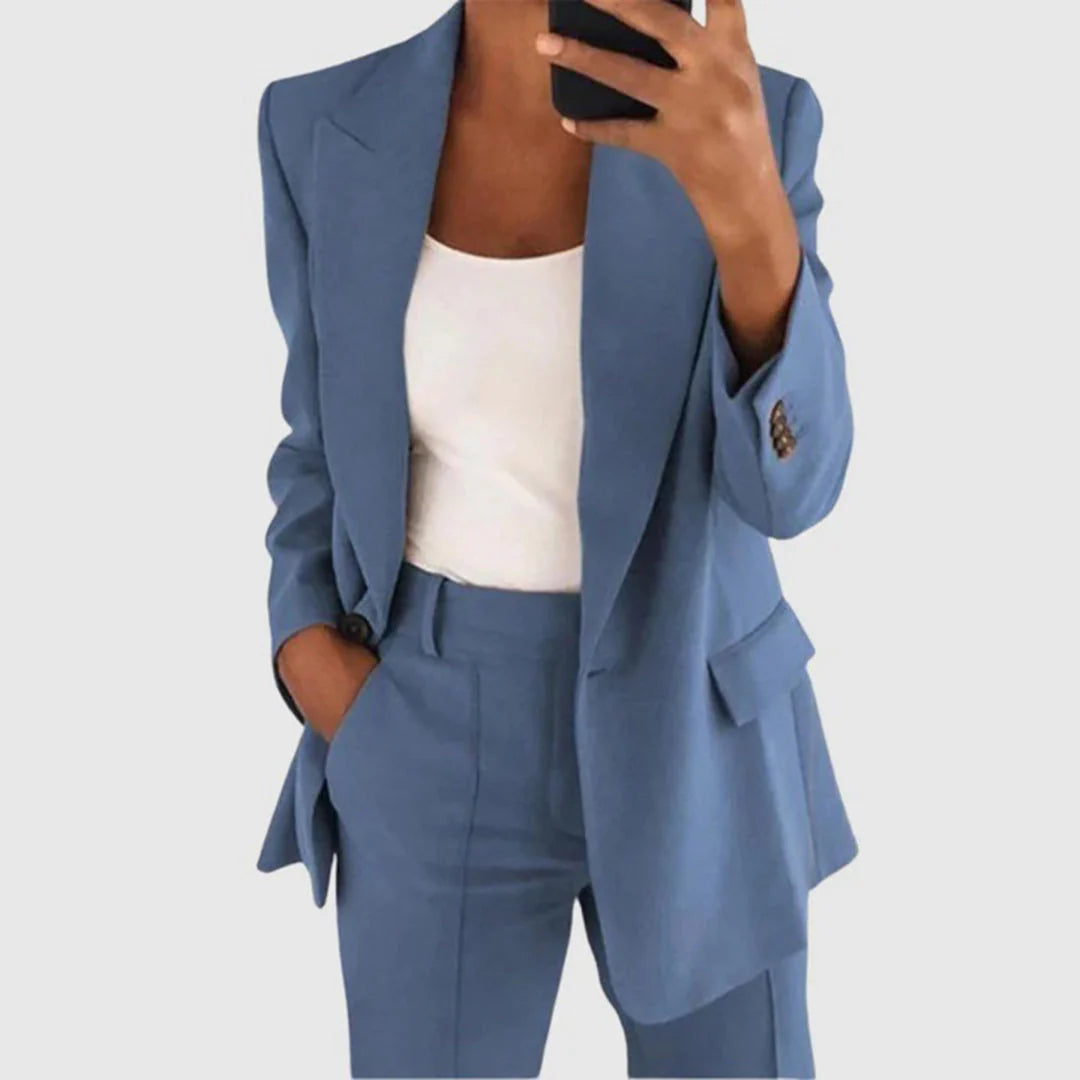 Dames Blazer met Revers en Getailleerde Pasvorm – Élora