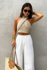 Dames Korte Halter Top – Beige & Zomers – Elvira