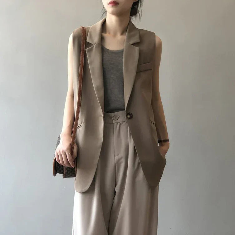 Dames Mouwloze Blazer – Beige & Elegant – Estelle