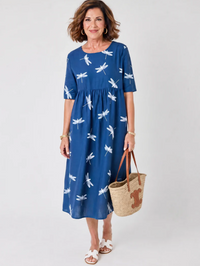 Midi Jurk met Libelleprint, Ronde Hals en Zakken – Luchtig & Veelzijdig – Sylvine