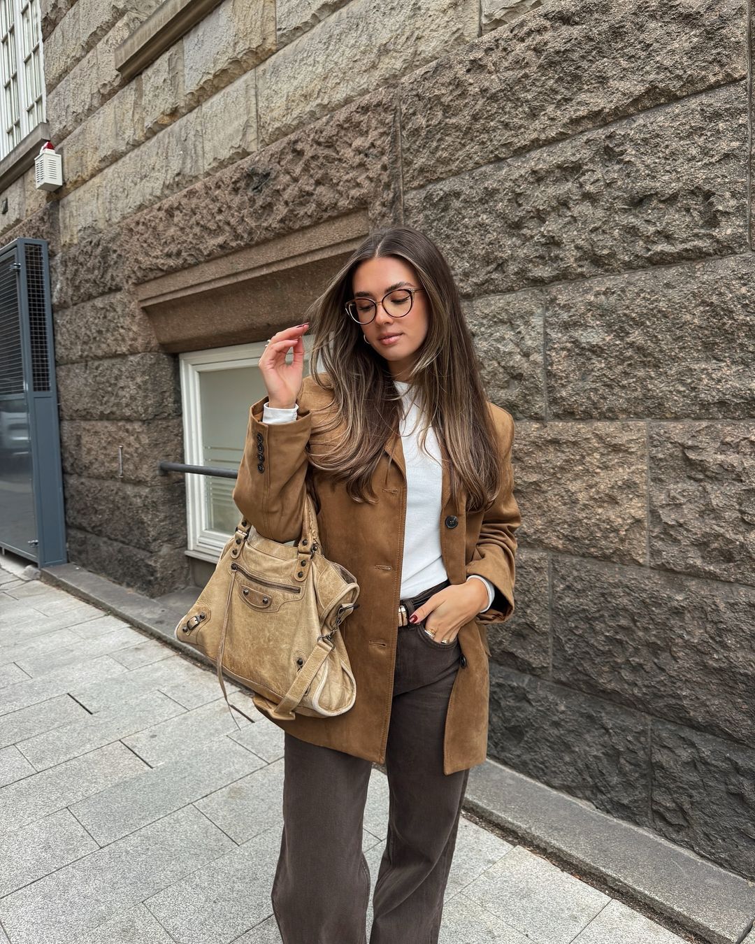 Dames Blazer van Suèdelook – Camel & Elegant – Solange