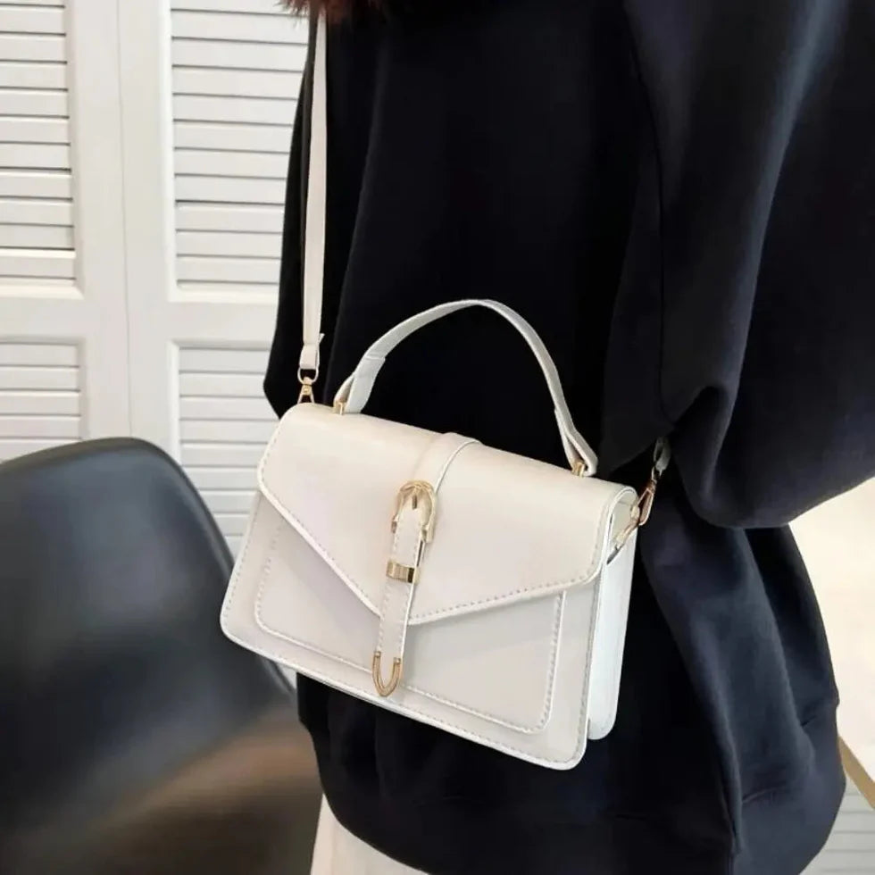 Dames Schoudertas met Gespsluiting – Compact & Elegant – Eloria