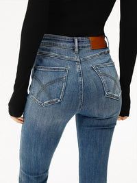 High-Waist Bootcut Jeans met Slim Fit en Stretch – Elegant & Flatterend – Annabel