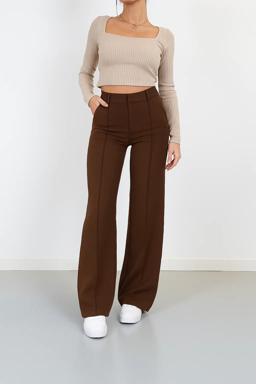 High-Waist Pantalon met Rechte Pijpen – Elegant & Tijdloos – Anneloes