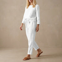 Tweedelige Set met Boothals-blouse en Broek met Trekkoordtaille – Verfijnd & Zomers – Bathilde