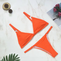 Dames triangel bikini met strikdetails – zomers & minimalistisch – Elvaré