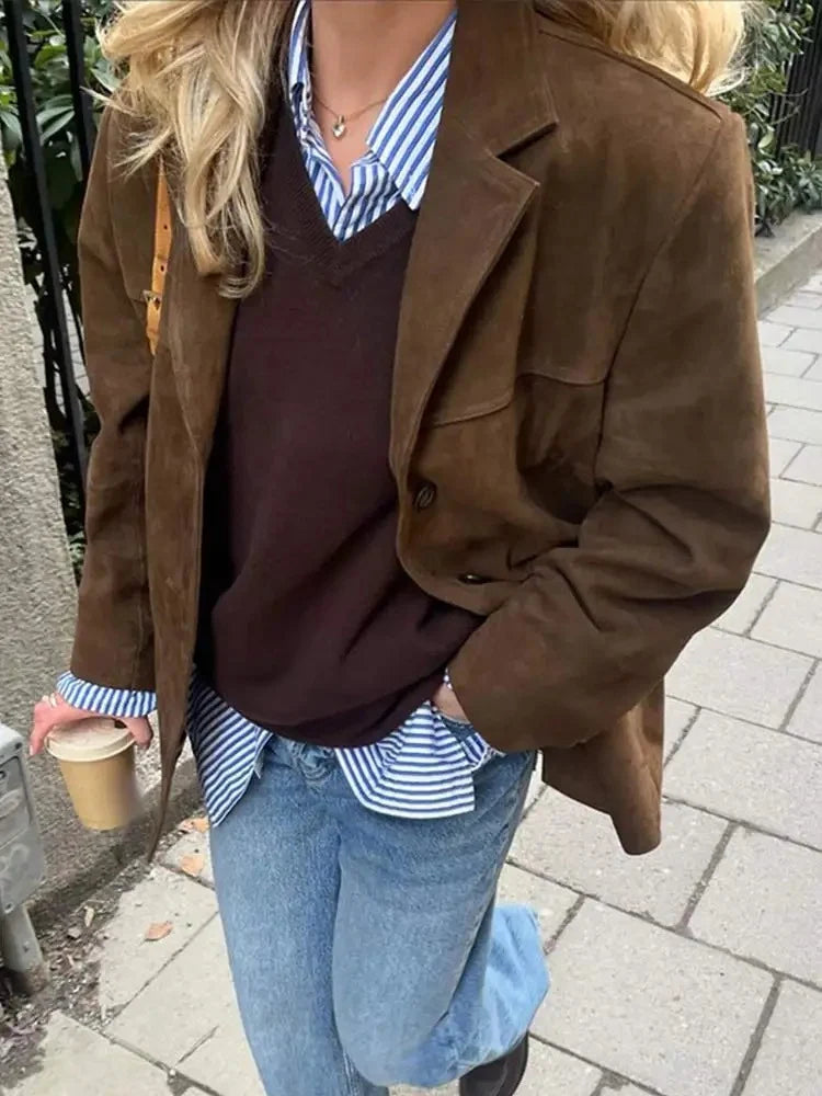 Bruine blazer met reverskraag en knoopsluiting voor dames