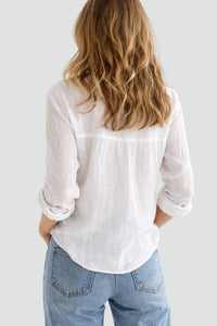 Dames Linnen Blouse met Knoopsluiting en Comfortabele Pasvorm – Luchtig & Tijdloos – Célorine