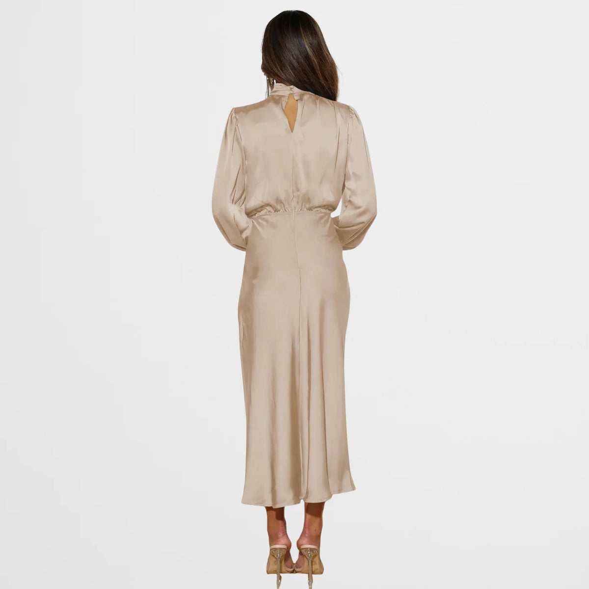 Midi Jurk met Satijnen Look, Hoge Hals en Lange Mouwen – Elegant & Feestelijk – Clotilde