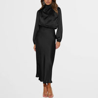 Midi Jurk met Satijnen Look, Hoge Hals en Lange Mouwen – Elegant & Feestelijk – Clotilde