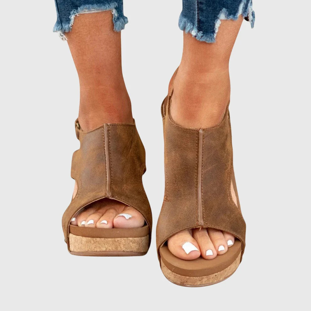 Sandalen met Lichtgewicht Sleehak en Gespsluiting – Comfortabel & Veelzijdig – Colombe