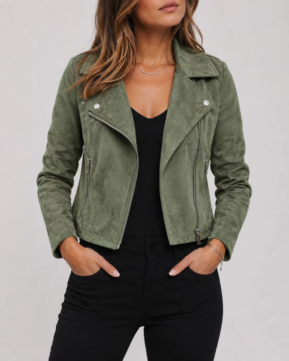 Groene cropped bikerjas dames met suèdelook en ritszakken