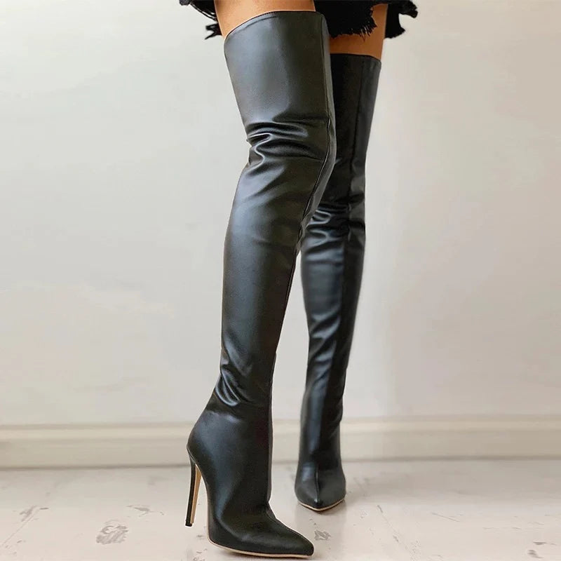 Overknee Laarzen met Gouden Blokhak en Vegan Leer – Glamoureus & Comfortabel – Donna