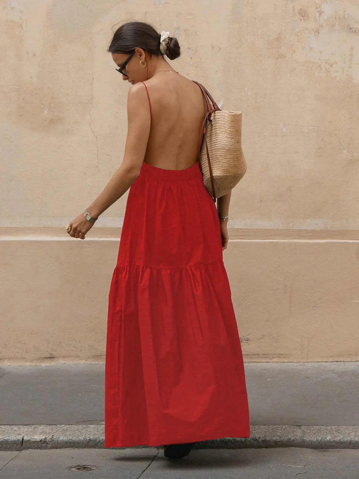 Maxi Jurk met Spaghetti Bandjes en Open Rug – Romantisch & Tijdloos – Éloane