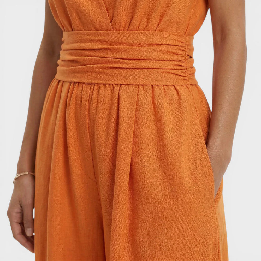 Jumpsuit met V-hals, Hoge Geplooide Taille en Wijde Pijpen – Elegant & Luchtig – Élodine