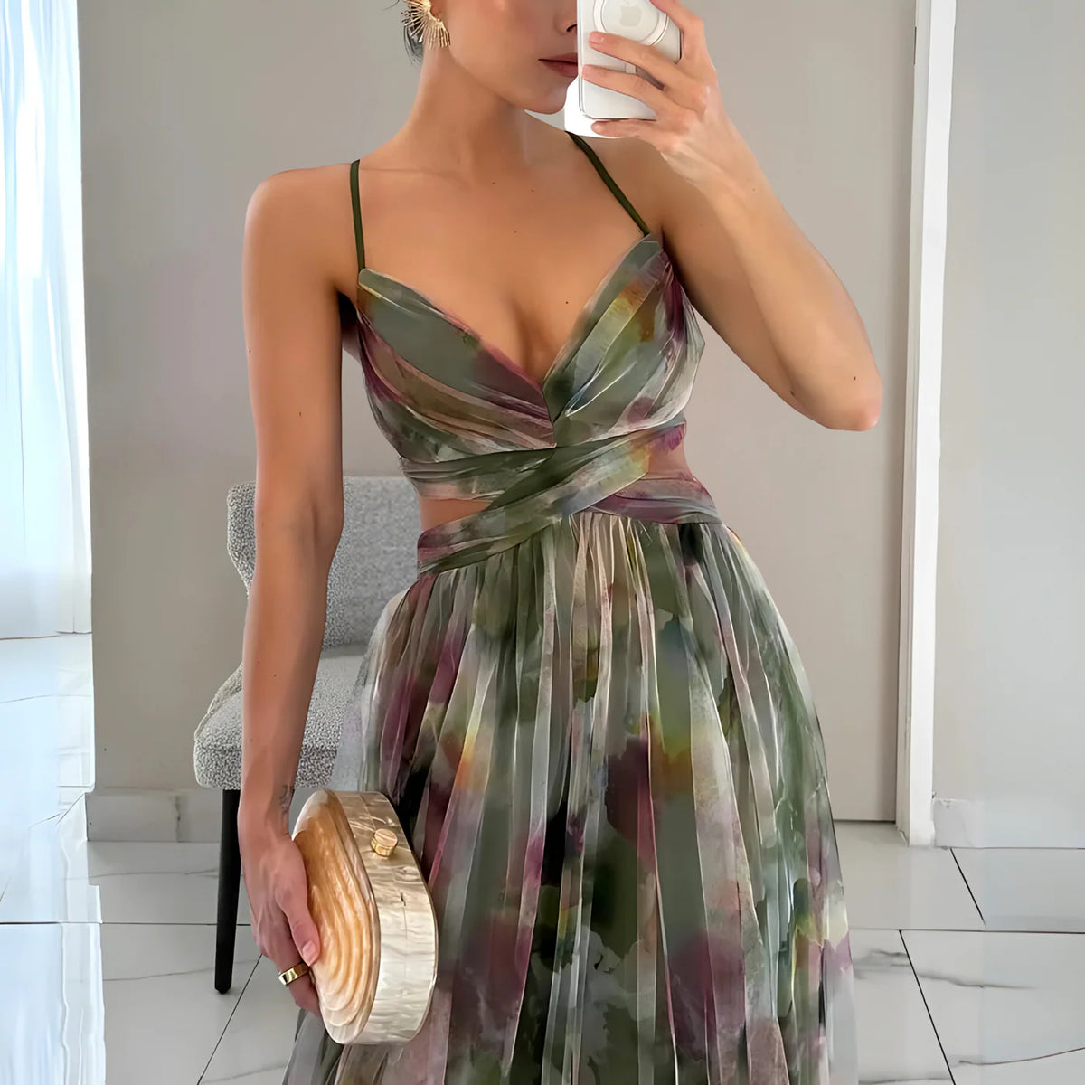Dames Maxi Jurk met Gelaagde Structuur en Open Rug – Elegant & Verfijnd – Elvaréline