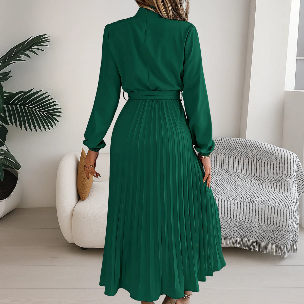 Dames Midi Jurk met Plissé Rok en Strikceintuur – Elegant & Tijdloos – Elvarisse