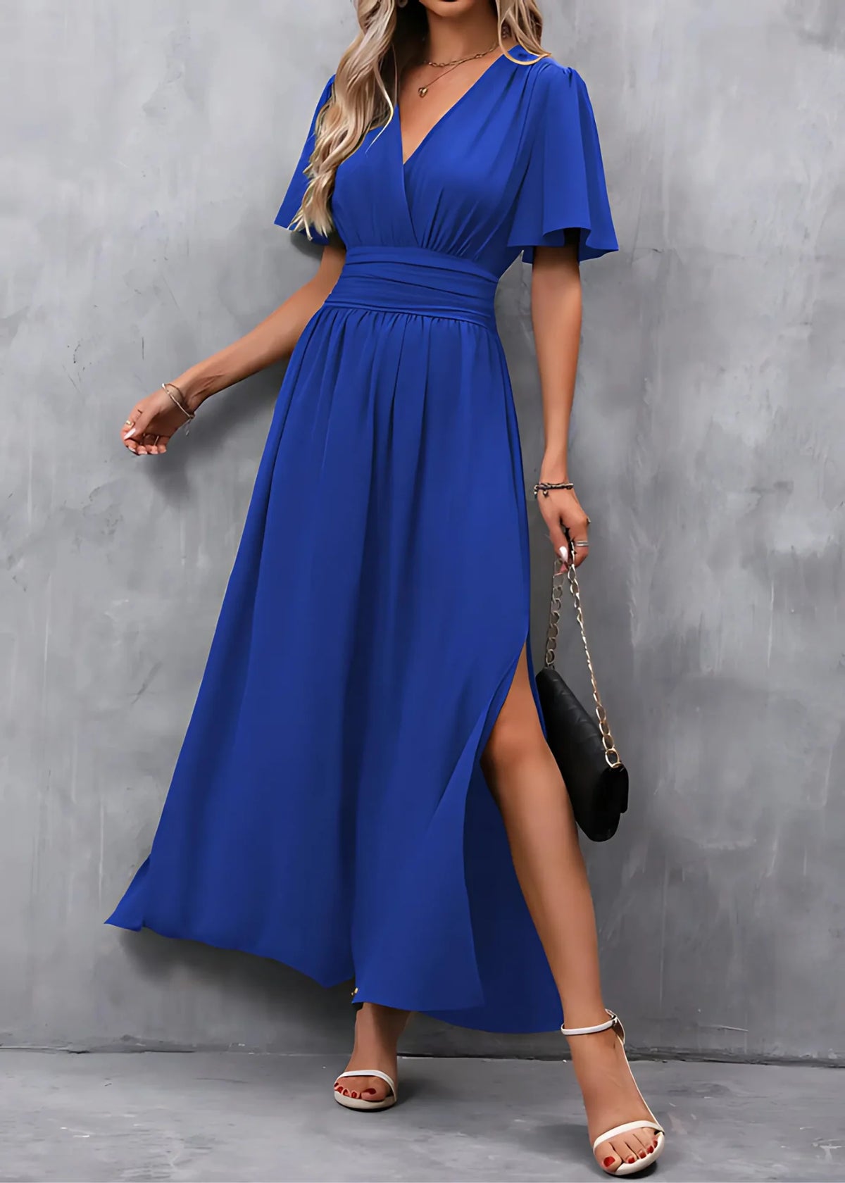 Maxi Jurk met V-Hals en Zijsplit – Elegant & Vrouwelijk – Ésmarie