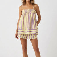 Tweedelige Set met Gesmokt Cami-topje en Relaxte Short – Luchtig & Zomers – Estrelle