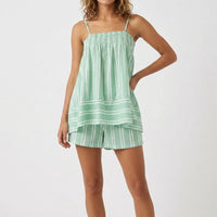 Tweedelige Set met Gesmokt Cami-topje en Relaxte Short – Luchtig & Zomers – Estrelle
