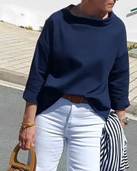 Dames high neck top met aangesloten pasvorm – minimalistisch & elegant – Évaira