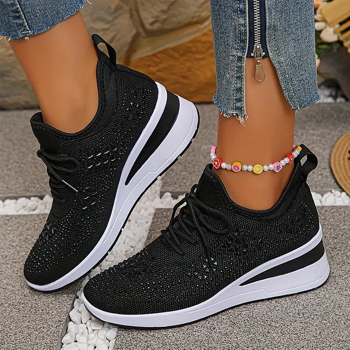 Zwarte gebreide sneakers voor dames met veters tot op de wreef