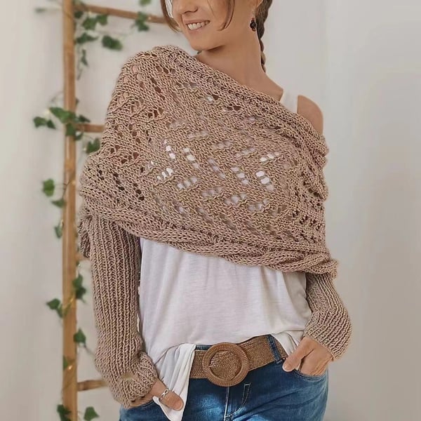 Gebreide omslagsjaal met mouwen voor dames in beige