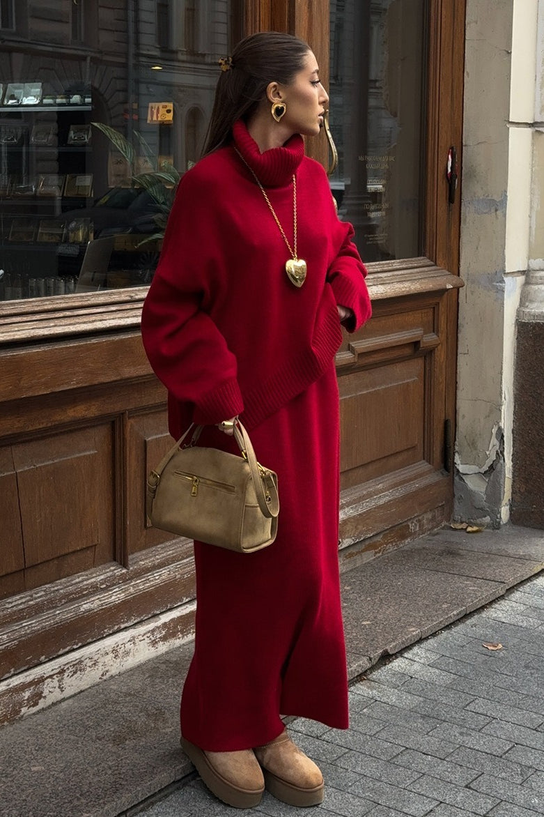 Gebreide dames rokset met oversized coltrui en maxirok in rood