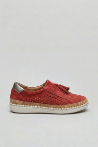 Rode geperforeerde sneakers voor dames met decoratieve veters