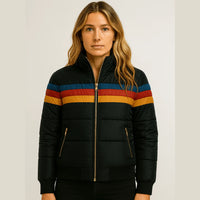 Vooraanzicht zwarte puffer jas dames met retro strepen en rits