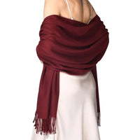 Glanzende pashmina sjaal voor dames in bordeaux met korte franjes