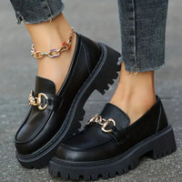 Zwarte Chunky Loafers met Kettingdetail – Luxe & Stoer – Hannah