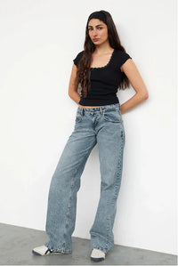 Straight-Leg Jeans met Lage Taille en Enkellengte – Trendy & Comfortabel – Juno
