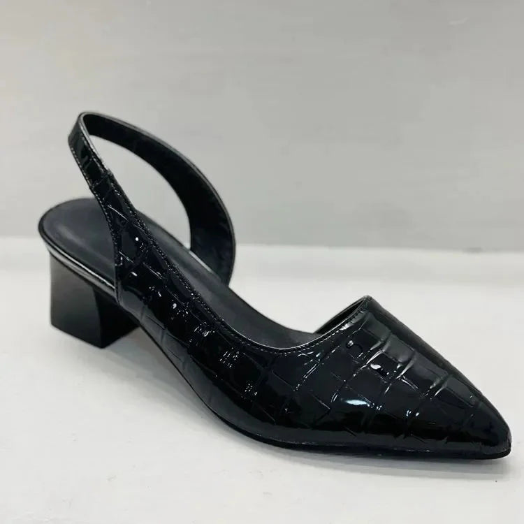 Slingback Hakken met Blokhak, Spitse Neus en Gevormd Voetbed – Elegant & Stabiel – Léonelle