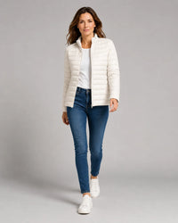 Witte lichte puffer jas dames tot op de heup, volledige look