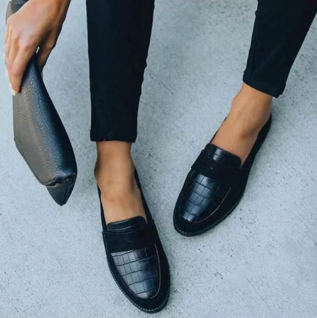 Suède Loafers met Krokodillenprint en Slip-on Design – Luxe & Comfortabel – Liselot