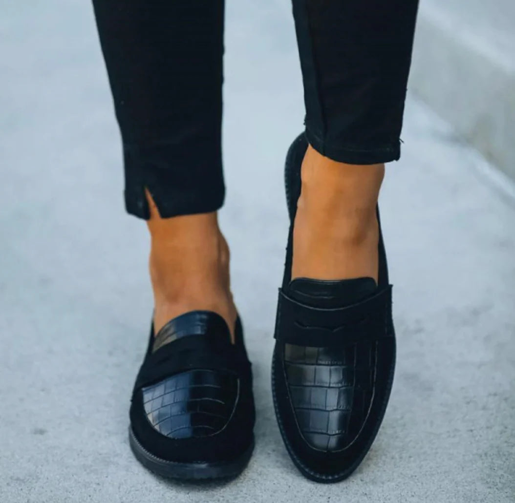 Suède Loafers met Krokodillenprint en Slip-on Design – Luxe & Comfortabel – Liselot