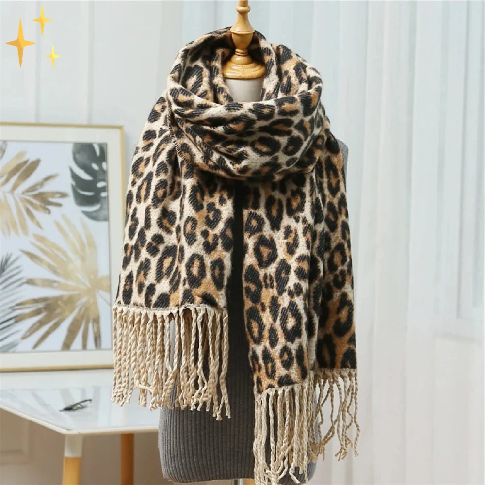 Oversized dames sjaal in luipaardprint met franjes