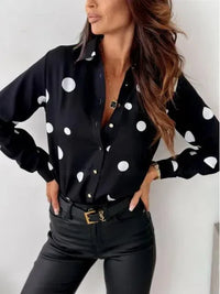 Blouse met Stippenprint en Klassieke Kraag – Tijdloos & Veelzijdig – Madelief