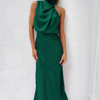 Rugloze Maxi Jurk met Open Rug en Vloeiend Silhouet – Elegant & Verleidelijk – Maëlite
