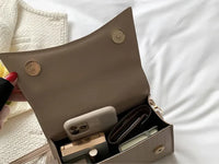 Elegante Handtas met Bovenhandvat en Crossbodyband – Tijdloos & Praktisch – Margot