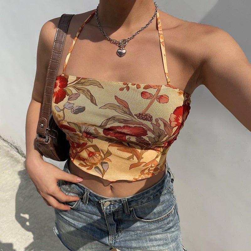 Cropped Haltertop met Bloemenprint – Zomers & Speels – Marije
