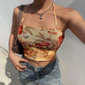 Cropped Haltertop met Bloemenprint – Zomers & Speels – Marije