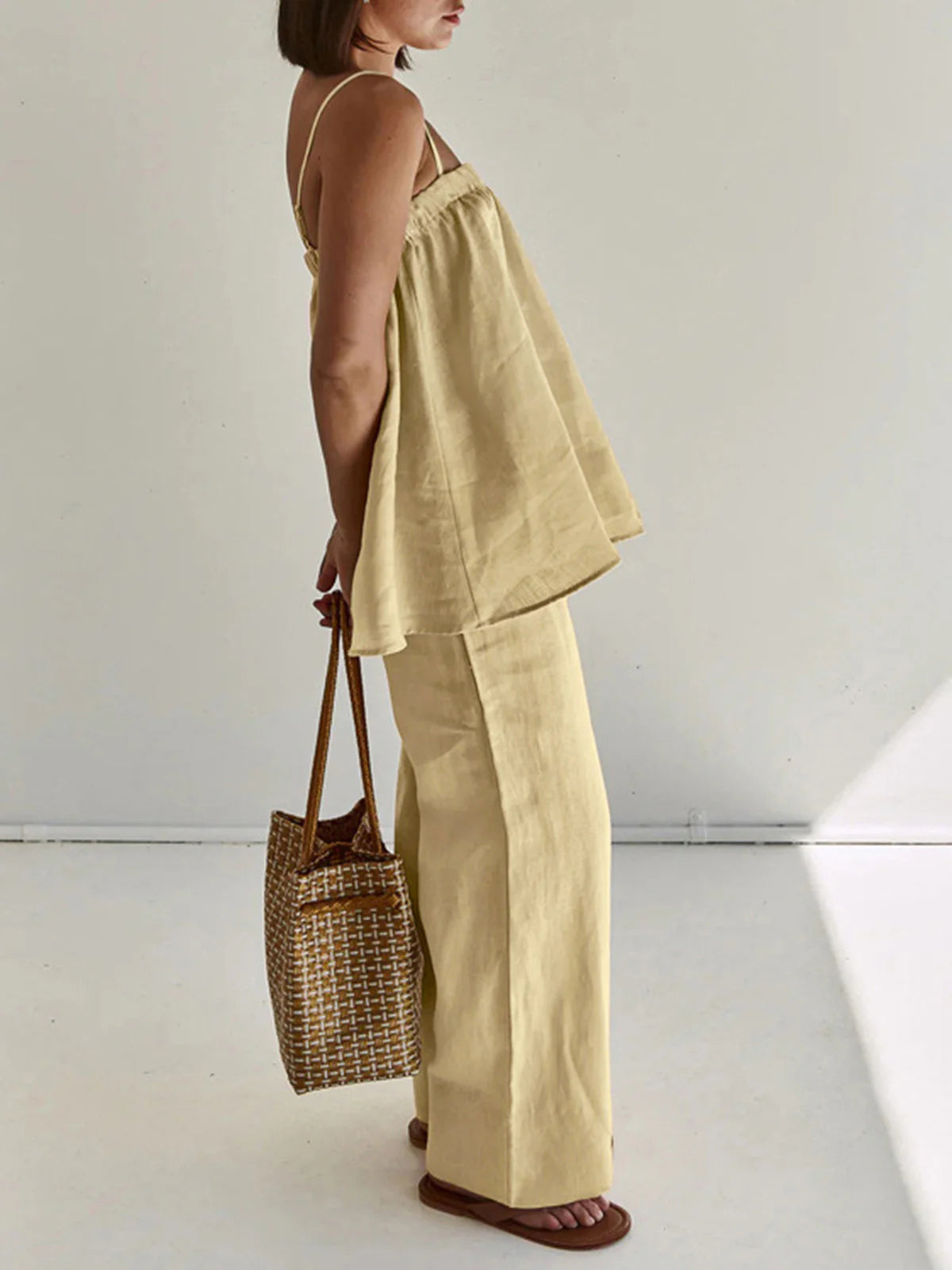 Khaki Broekset met Dunne Stof en Elastische Taille – Comfortabel & Veelzijdig – Marville