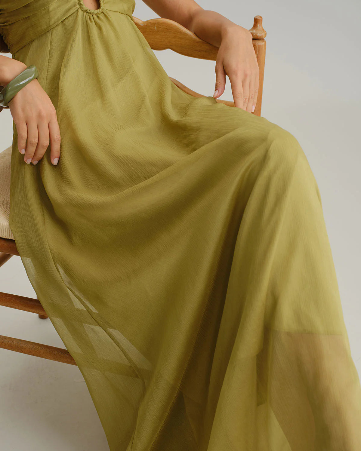 Groene Maxi Slip-Jurk met Ruches – Elegant & Zomers – Mélanie
