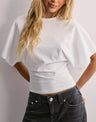 Oversized T-shirt met Tailleaccent en Wijde Mouwen – Comfortabel & Vrouwelijk – Mineline