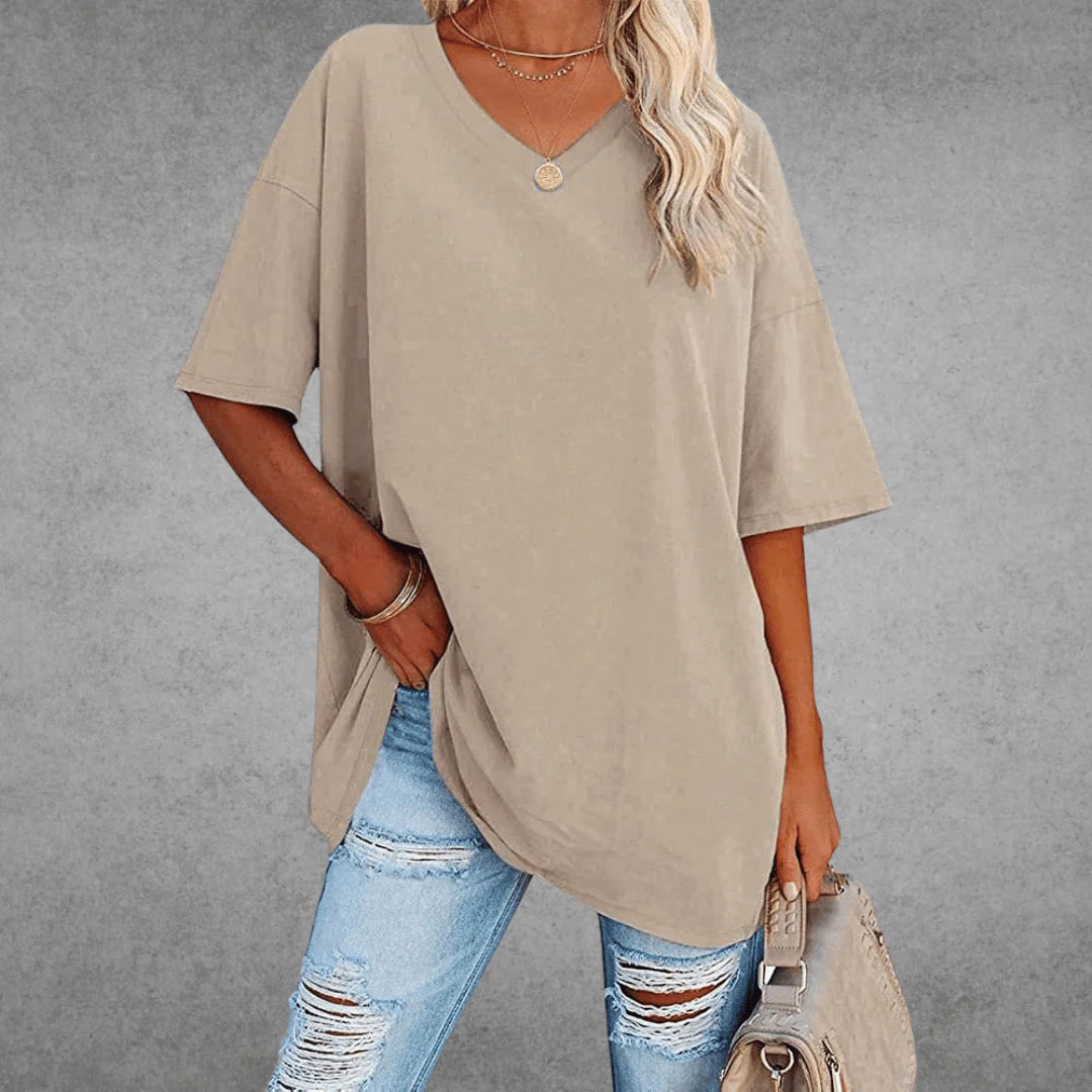 Oversized Shirt met V-hals en Soepele Drapering – Comfortabel & Vrouwelijk – Mirabelle