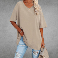 Oversized Shirt met V-hals en Soepele Drapering – Comfortabel & Vrouwelijk – Mirabelle