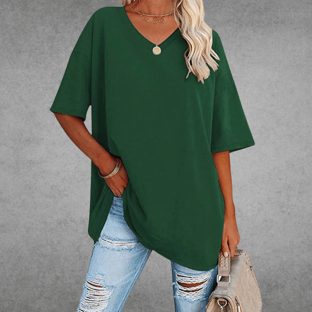 Oversized Shirt met V-hals en Soepele Drapering – Comfortabel & Vrouwelijk – Mirabelle