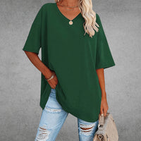 Oversized Shirt met V-hals en Soepele Drapering – Comfortabel & Vrouwelijk – Mirabelle